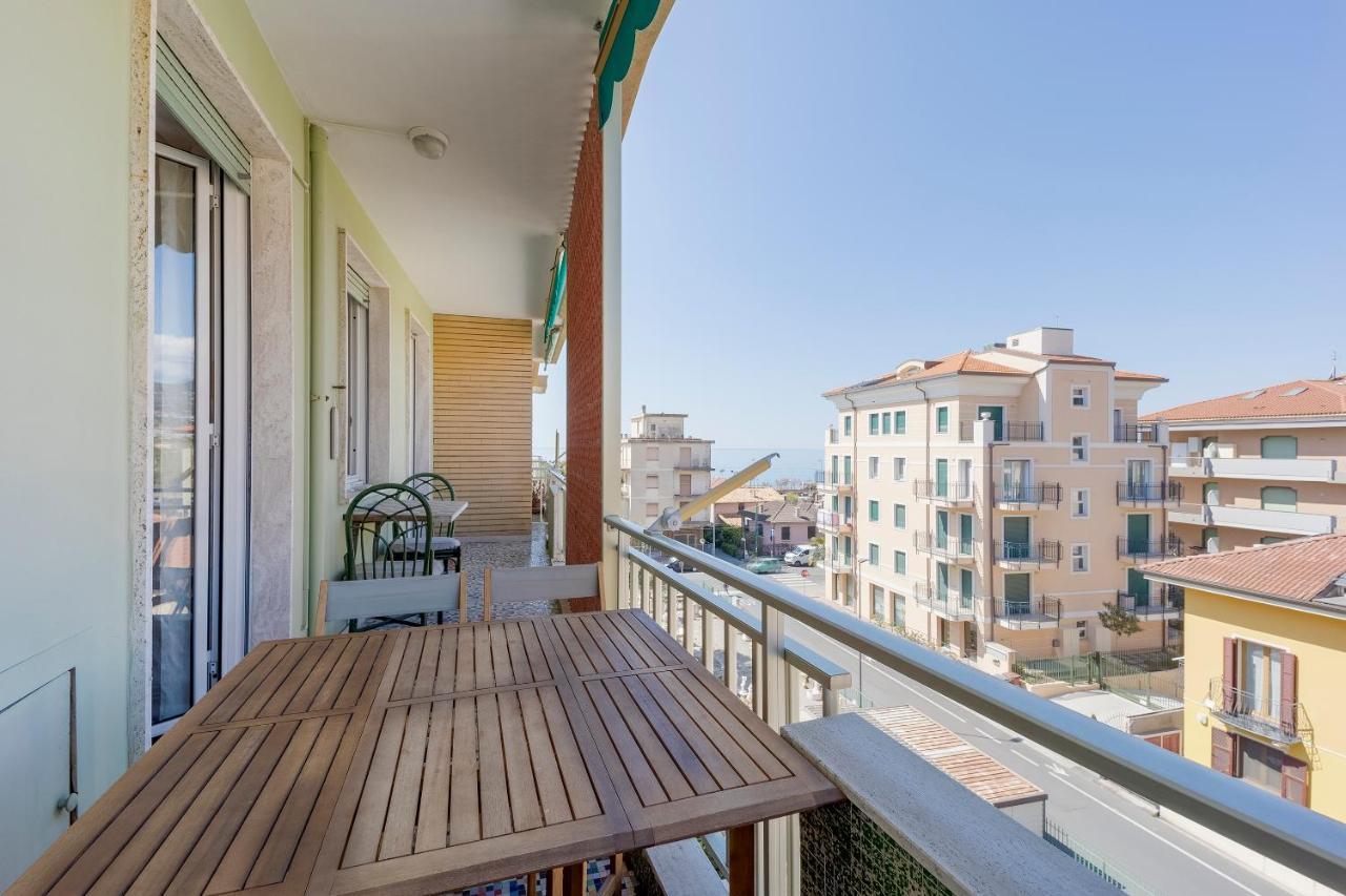 Victoria Apartment Bordighera Luaran gambar