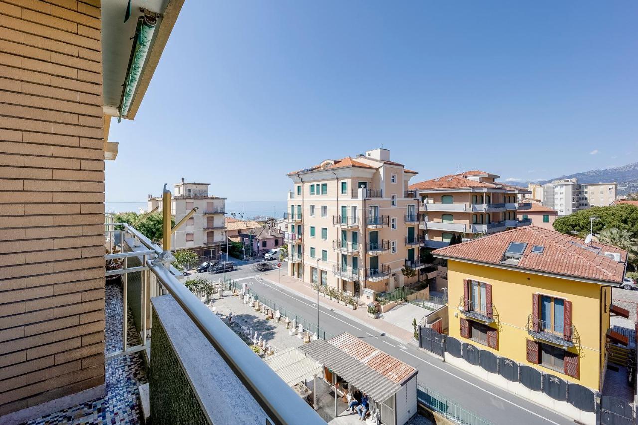 Victoria Apartment Bordighera Luaran gambar