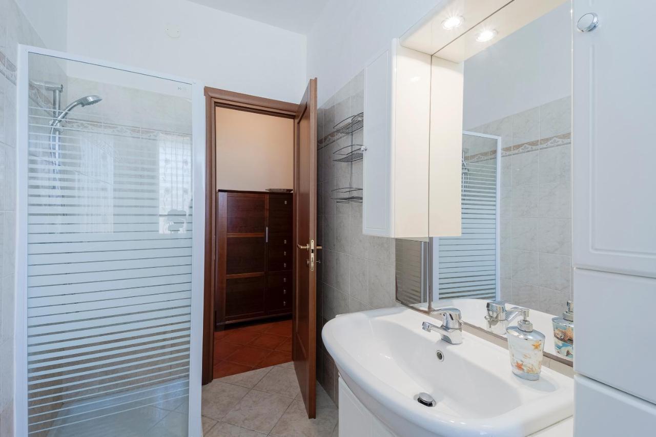 Victoria Apartment Bordighera Luaran gambar